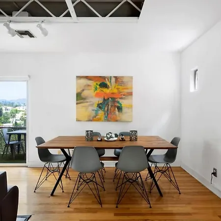 Hollywood Hills Outpost Home Exclusively Month Plus